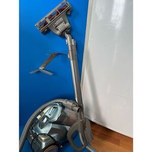 Hoover Multi-Cyclonic Canister SH40060
 Adjustable